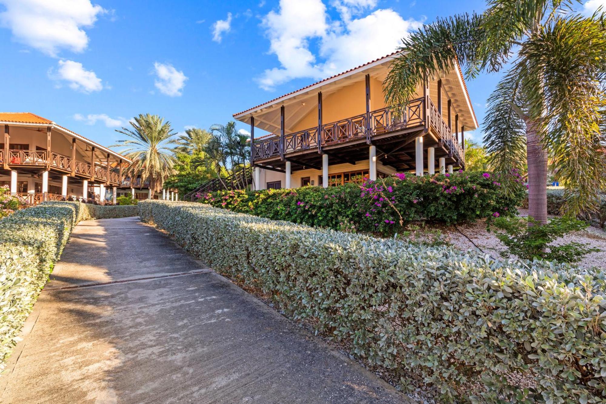Blue Bay Villa's Esterno foto