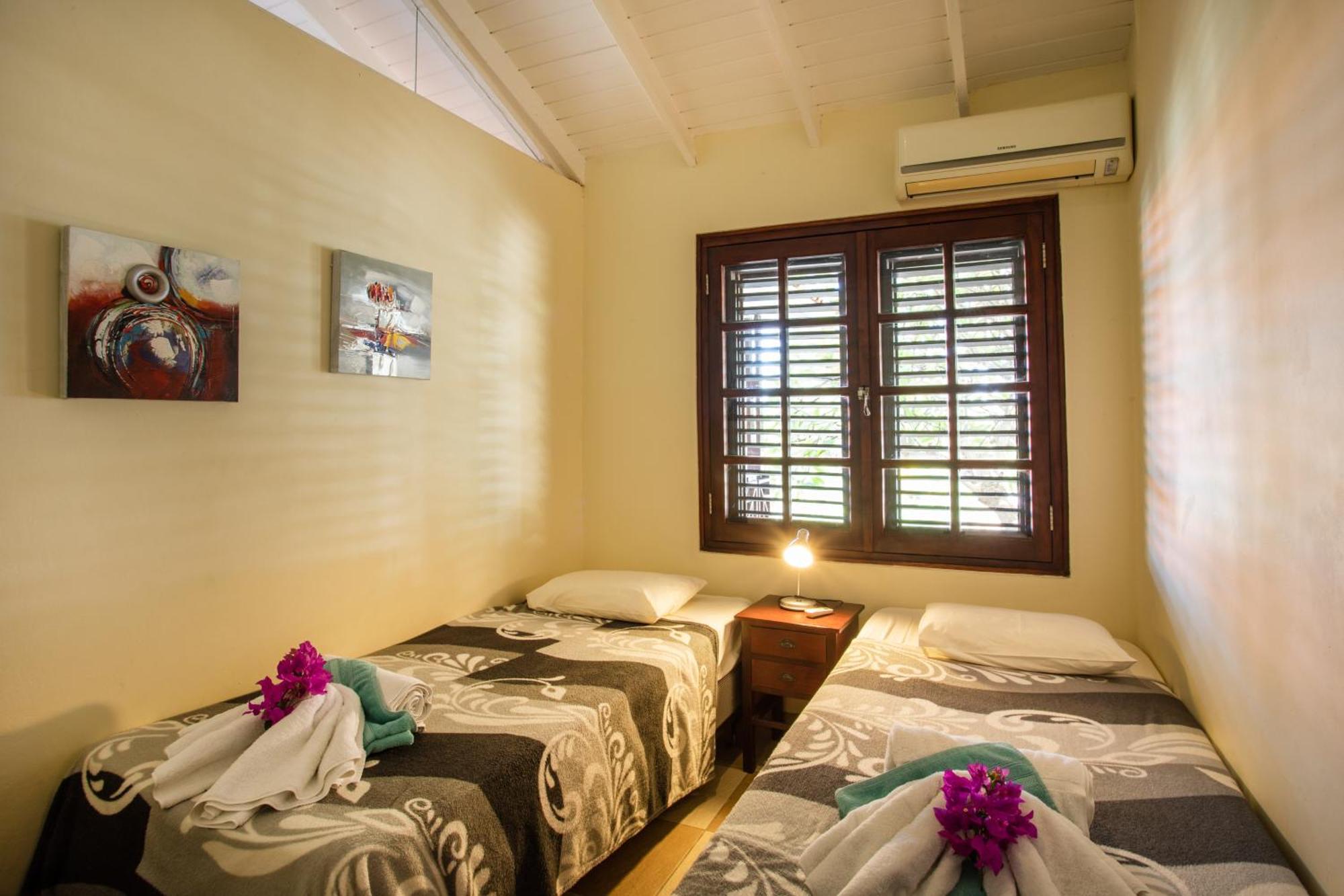 Blue Bay Villa's Esterno foto